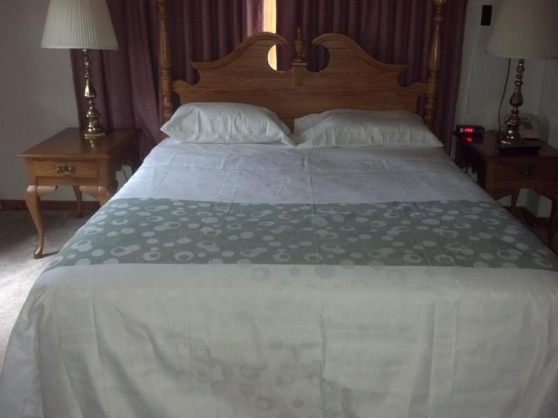 Oswego Inn Ngoại thất bức ảnh